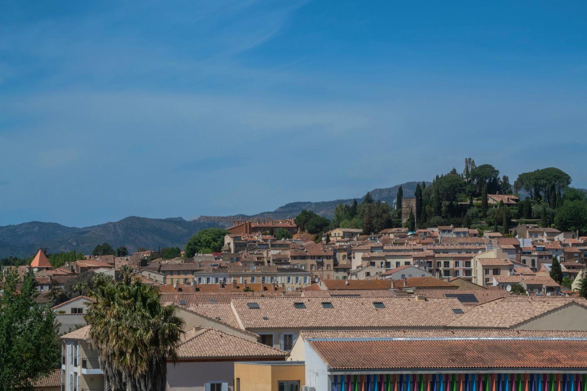 ibis Golfe de Saint-Tropez Hotel Cogolin Buitenkant foto